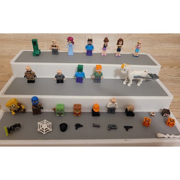 Lot Of 31 Lego Minifigures and Minifigure Accessories Pre-owned As Is Minecraft - Picture 1 of 4